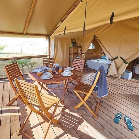 Camping Des Papillons Lalizolle Dış mekan fotoğraf